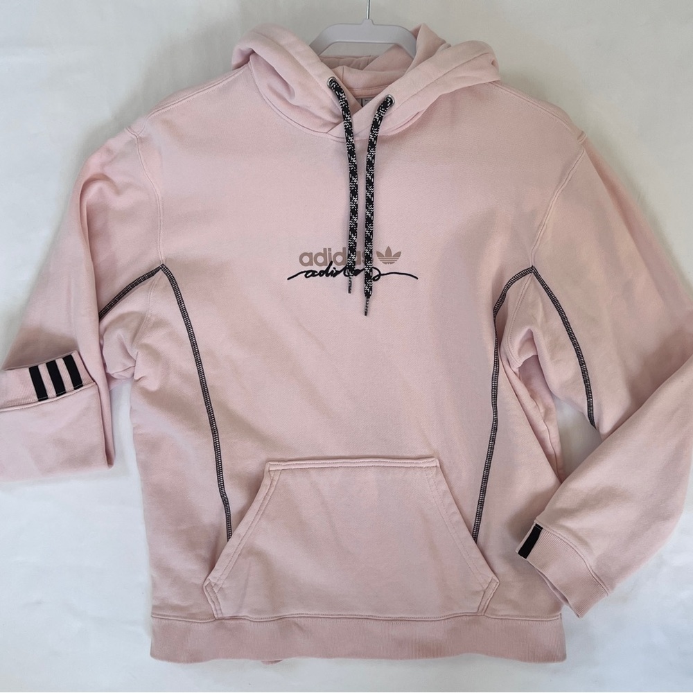LIGHT PINK ADIDAS HOODIE SIZE XS